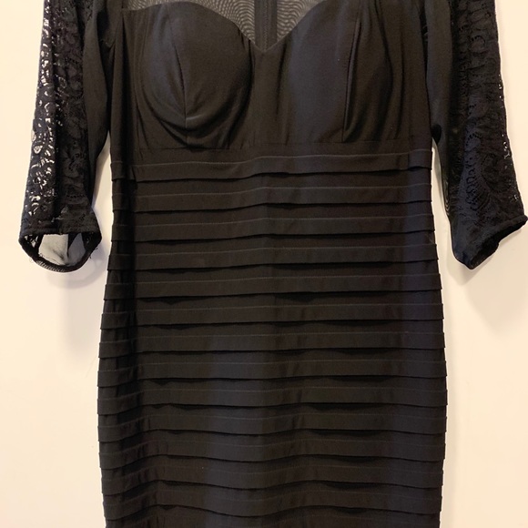 Xscape Women's Lace Trim Shutter Pleated Sheath - Picture 4 of 8